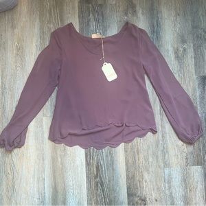 NWT Lost April cold shoulder scallop hem l/s blouse